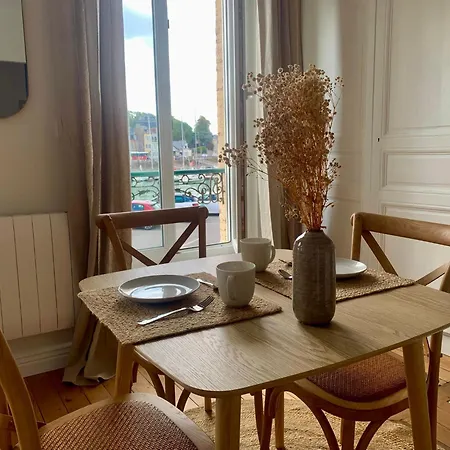 Appartement Vue Port Plein Centre & A Pied - Repere Des Marins